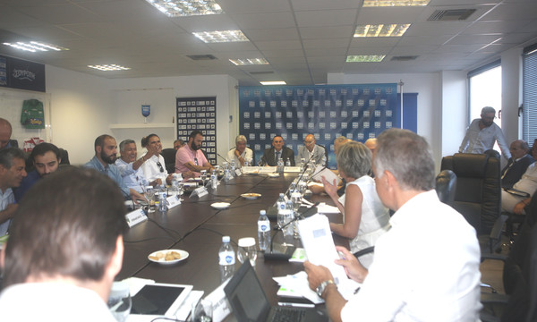 Συμφωνία Super League με NOVA - Καταργούνται τα πλέι οφ 