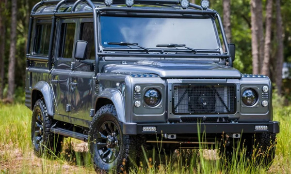 Το Defender 110 είναι η ονείρωξη για κάθε λάτρη του 4Χ4