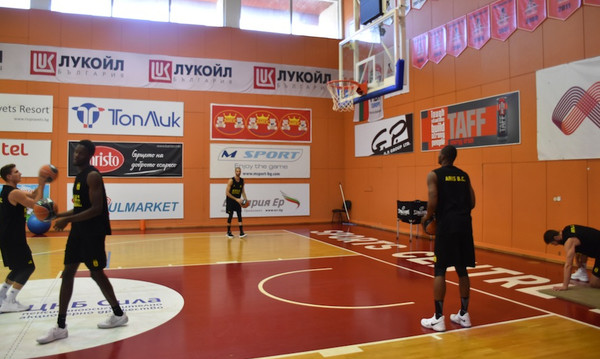 Άρης: Φουλ οι μηχανές στο Πράβετς