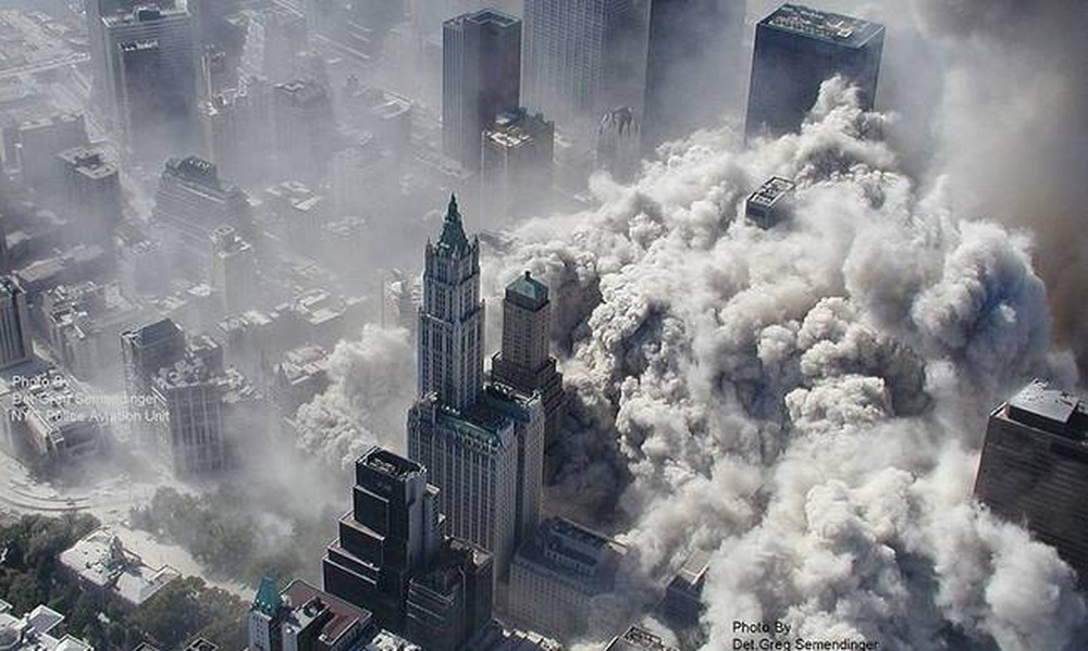 11η Σεπτεμβρίου 2001: Η ημέρα που άλλαξε τον κόσμο για πάντα (photos+videos) 