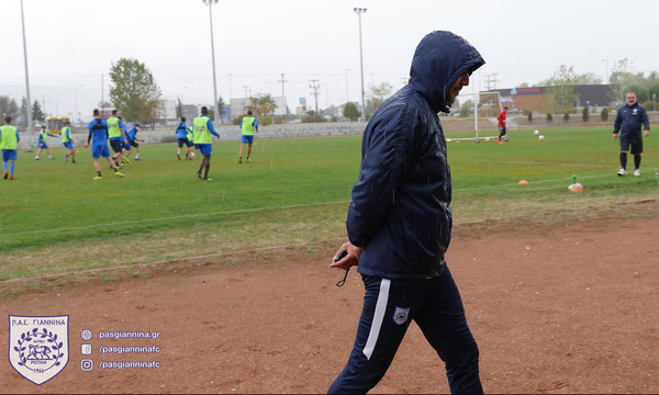 ΠΑΣ Γιάννινα: «Άνοιξαν» οι ουρανοί αλλά δεν… μάσησαν οι παίκτες του Πετράκη (pics)
