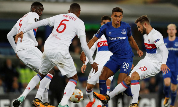 Η Λυόν «σκότωσε» την Έβερτον, πρώτη απώλεια βαθμών για Ντιναμό Κιέβου