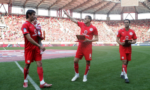 Δεν θα πιστεύετε πως είναι σήμερα πρώην ποδοσφαιριστής του Ολυμπιακού! (photo)