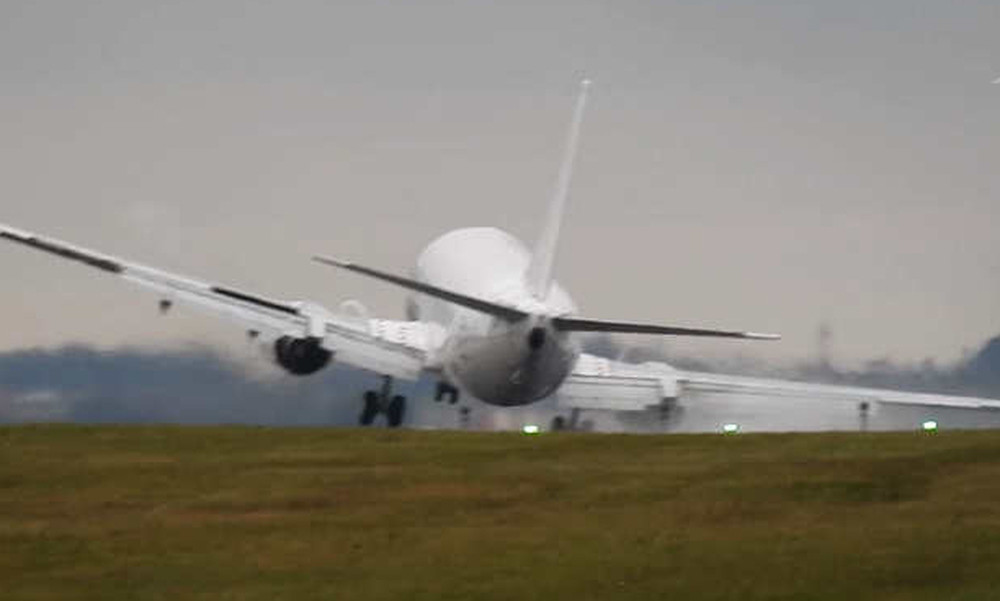 Τρόμος στον αέρα: Oι πιο επικίνδυνες πτήσεις αεροπλάνων (vid)