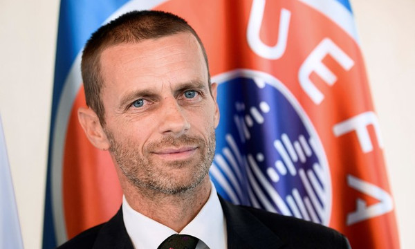 ΑΕΚ: Ο πρόεδρος της UEFA με την «κιτρινόμαυρη» φανέλα! (photos)