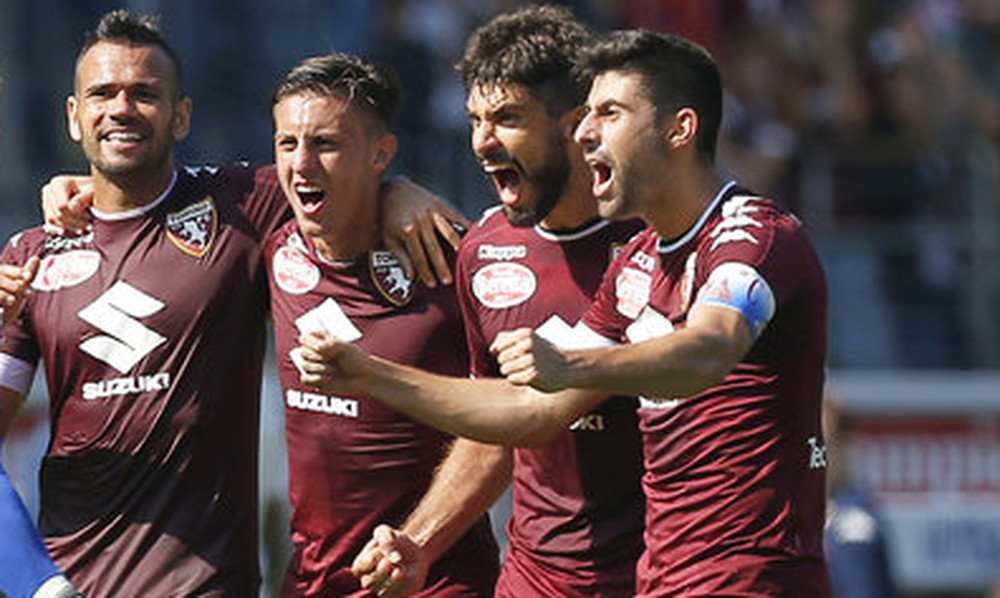 Η Τορίνο τιμά τη Σαπεκοένσε (photo)