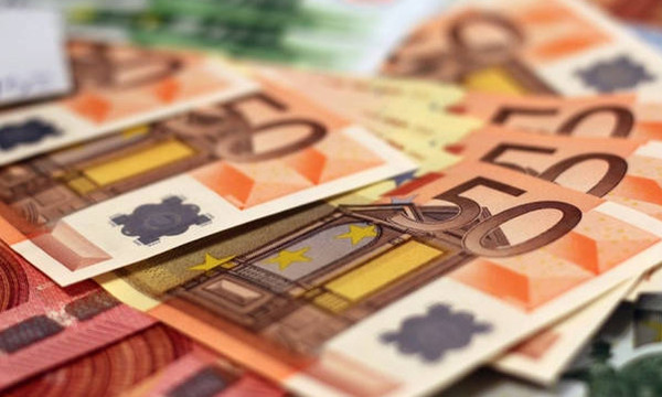 «Βόμβα»: Μειώσεις σε συντάξεις και μισθούς από το 2018 - Αυτά είναι τα νέα ποσά (Αναλυτικός πίνακας)