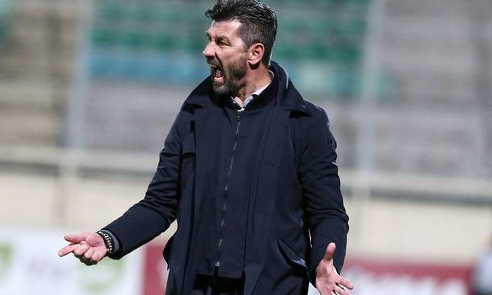 «Δεν γίνεται κάθε φορά που γίνεται σέντρα να τρέμουμε»