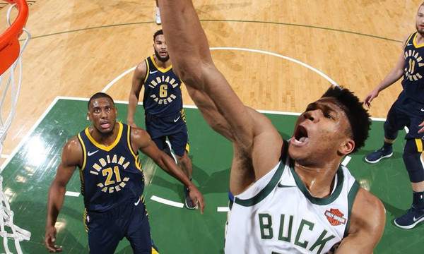 NBA: Τα όργια Αντετοκούνμπο με Πέισερς (video)