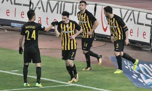 Σκόραρε και έδειξε... Μακεδονία ο Χριστοδουλόπουλος (photos)