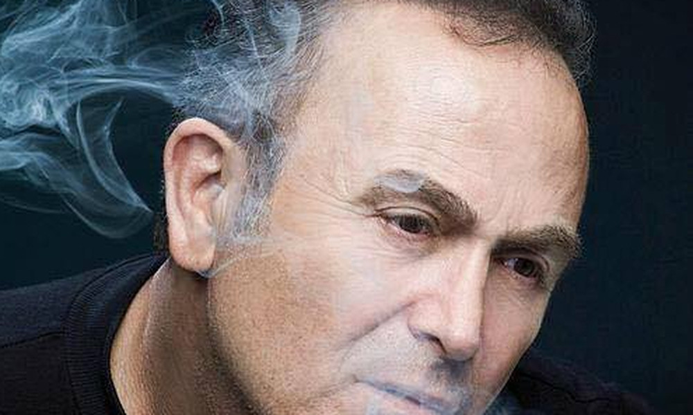 Σταμάτης Γονίδης: Η νέα του ερωτική μπαλάντα «Όλα πια τελειώνουν» 