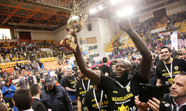 ΑΕΚ: Στο ΟΑΚΑ με την κούπα