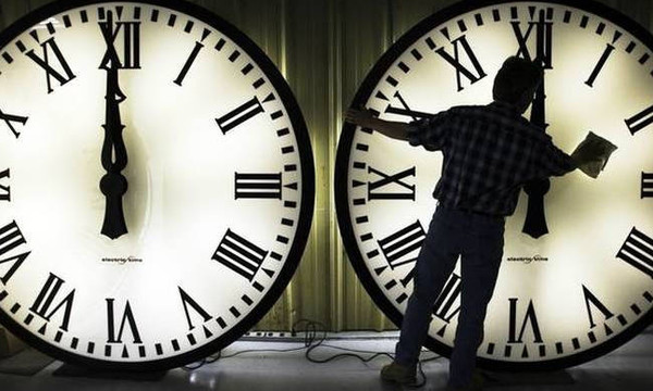 Πότε αλλάζει η ώρα 2018: Τότε θα πάμε τα ρολόγια μία ώρα μπροστά!