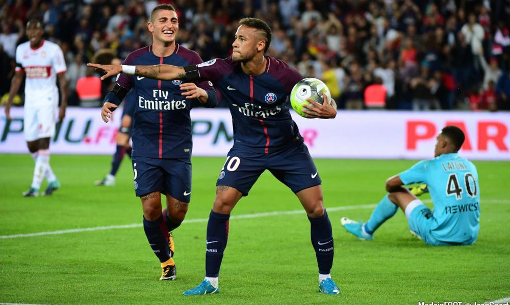   «Μένω στην Παρί Σεν Ζερμέν»