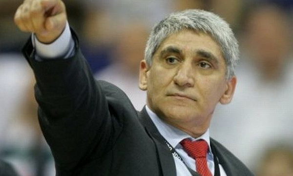 Επίπληξη στον Γιαννάκη