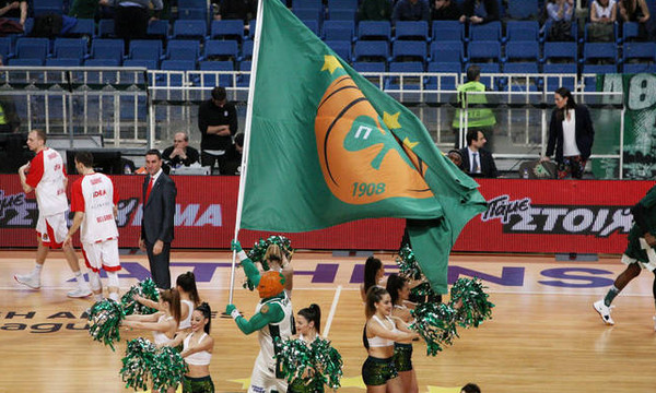 Τρομερές αποδοκιμασίες στον ύμνο της Euroleague στο ΟΑΚΑ! (video)