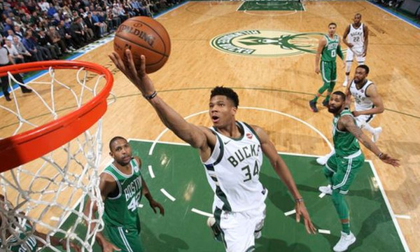 NBA: Τα μαγικά Αντετοκούνμπο με Σέλτικς (video)
