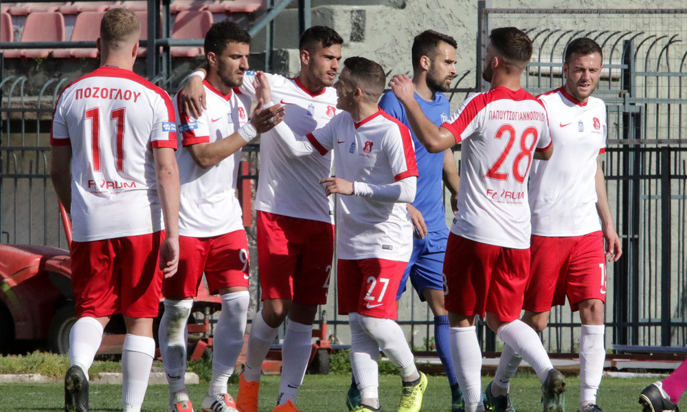 Νίκη οξυγόνο για Πανσερραϊκό – Ανεβαίνει ο Απόλλων Λάρισας