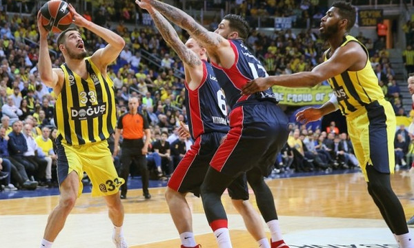  Πιο κοντά στο Final Four η Φενέρ