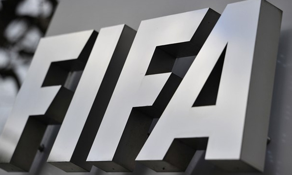 FIFA: Ισόβιος αποκλεισμός στον πρόεδρο της ομοσπονδίας για δωροδοκία