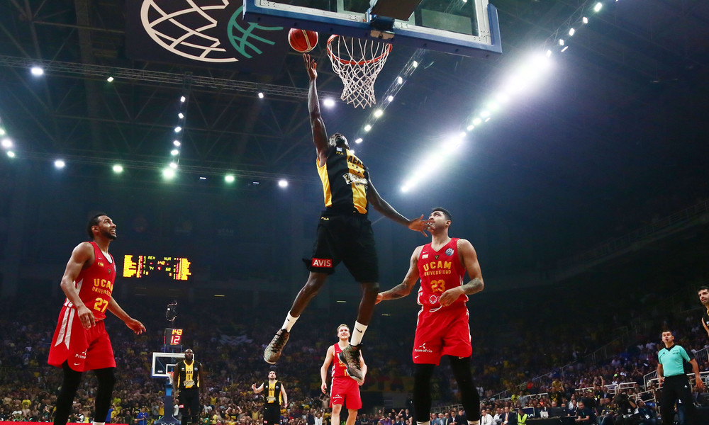 Champions League: MVP και μέλος της καλύτερης 5άδας ο Χάρις, στη 2η καλύτερη 5άδα ο Σάκοτα