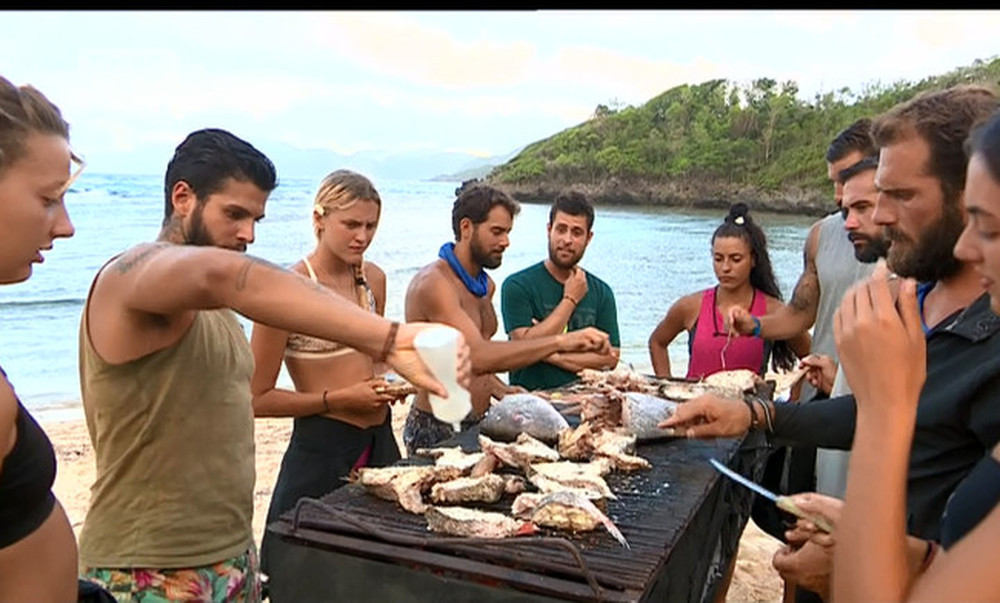 Survivor 2: Ουπς! Ο Τσίλης έφαγε από το έπαθλο των μαχητών