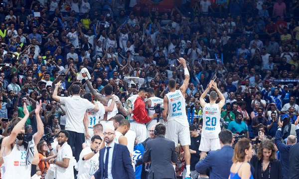 Final Four 2018: Σόου από Γιούλ και Καμπάτσο! (videos)