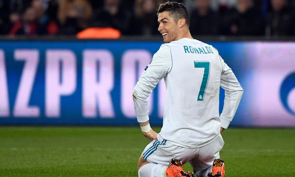 Γράφει… ιστορία και εκτός γηπέδων ο Ρονάλντο!