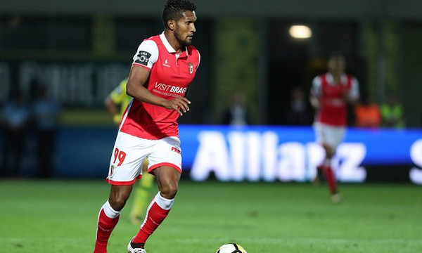 Ολυμπιακός: Στη λίστα με τους φορ και ο Ντιέγκο Σόουζα (video, photo)