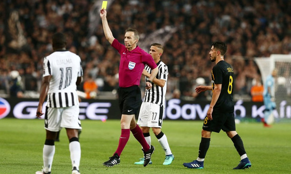 Με ξένους διαιτητές τα ντέρμπι της Super League!