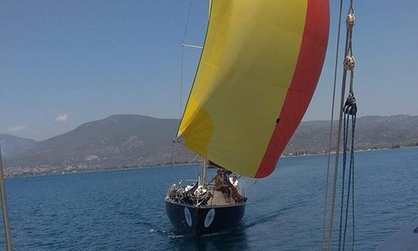 Ιστιοπλοΐα: Αξιέπαινος αγώνας στα Χανιά
