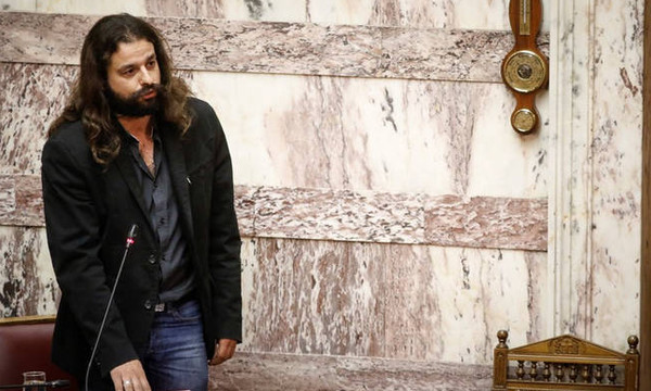 ΕΚΤΑΚΤΟ: Καταδίωξη Μπαρμπαρούση από την ΕΛ.ΑΣ στην Εθνική Οδό