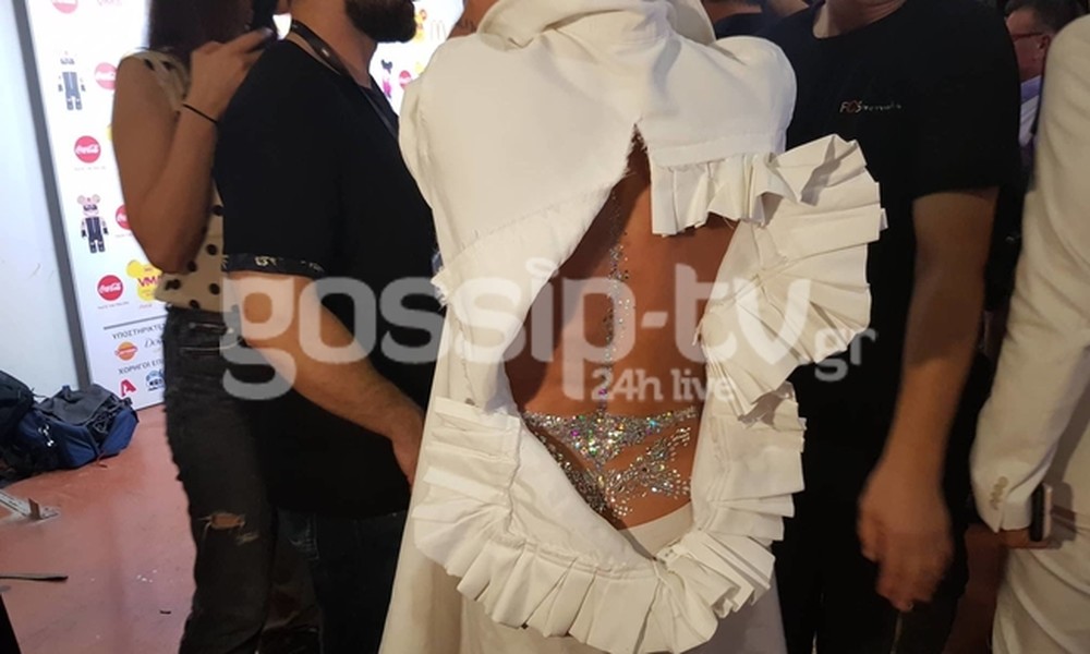 MAD VMA 2018:  Αυτή η πλάτη έκανε τη διαφορά! 