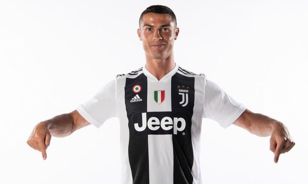 Η παρουσίαση του Ρονάλντο σε ένα άκρως εντυπωσιακό backstage βίντεο!