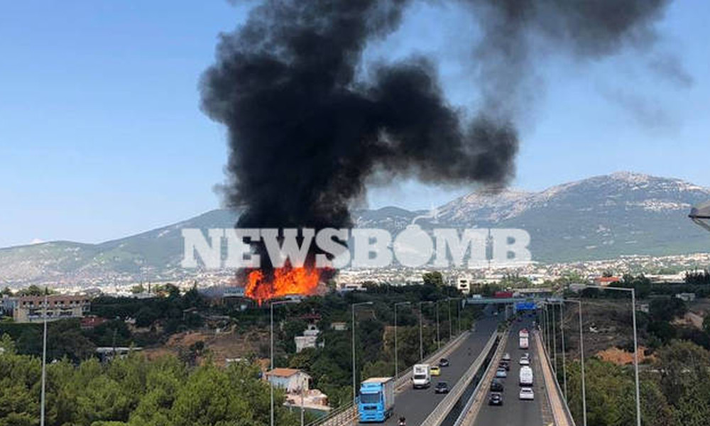 Μεγάλη φωτιά κοντά στον Κηφισό – Αποκλειστικές εικόνες του Newsbomb.gr
