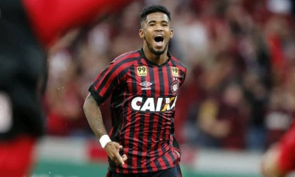 Το ψάχνει για Εβάντρο Κόστα ο Άρης