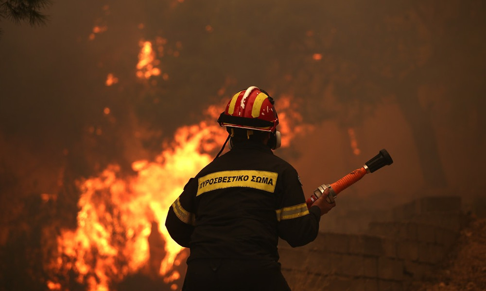 Φωτιά: Συνεργασία Δήμου Μαραθώνα και ΟΠΑΠ για τη στήριξη των πληγέντων από τις πυρκαγιές