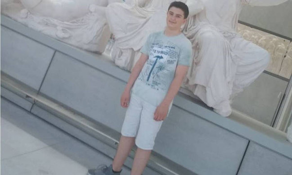 Φωτιές Αττική: Θρίλερ με τον 13χρονο Δημήτρη - Τον αναγνώρισε ο πατέρας του σε φωτογραφίες (photo)
