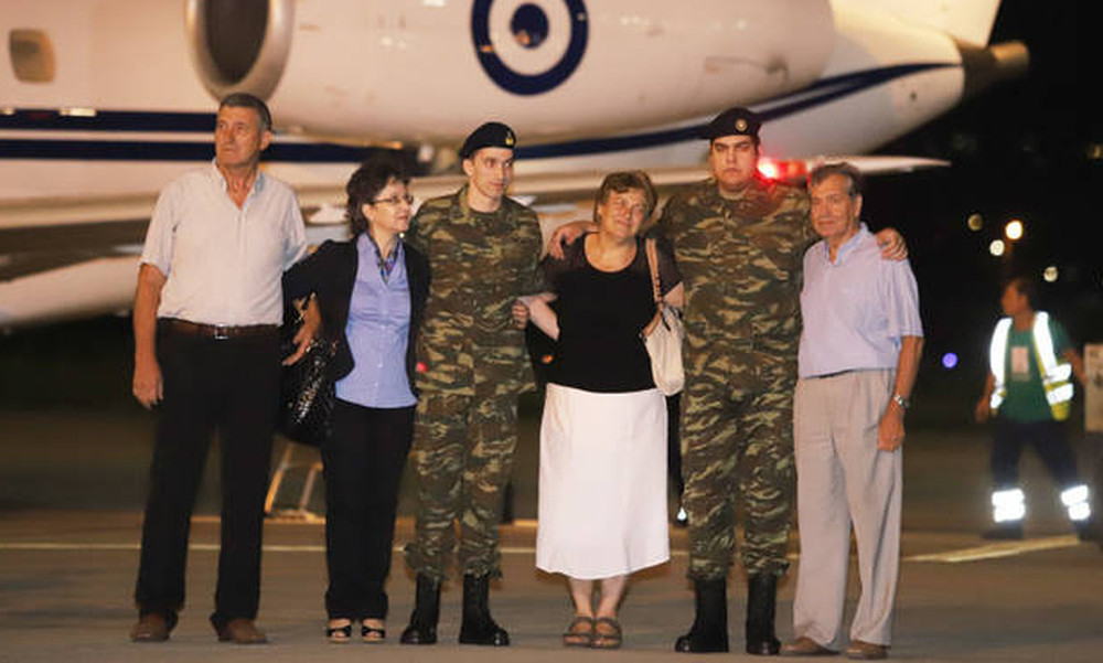 Έλληνες στρατιωτικοί - Συγκλονίζει ο πατέρας του Μητρετώδη: Η Παναγία έκανε το θαύμα της