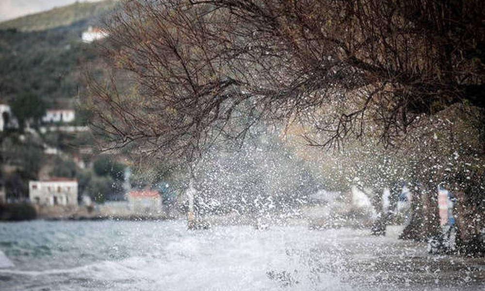 Καιρός - Έκτακτο δελτίο ΕΜΥ: Προσοχή! Η κακοκαιρία πλησιάζει την Αθήνα - Πότε και πού θα «χτυπήσει»