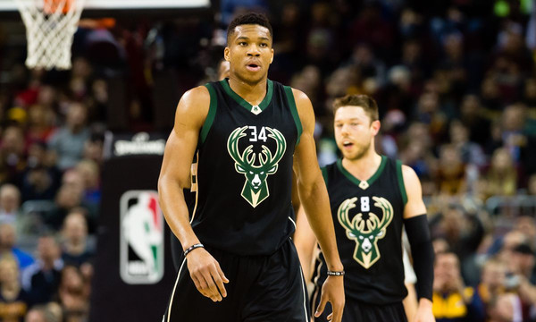 NBA: Τα… όργια Αντετοκούνμπο και το ερώτημα για τη νέα σεζόν (video)