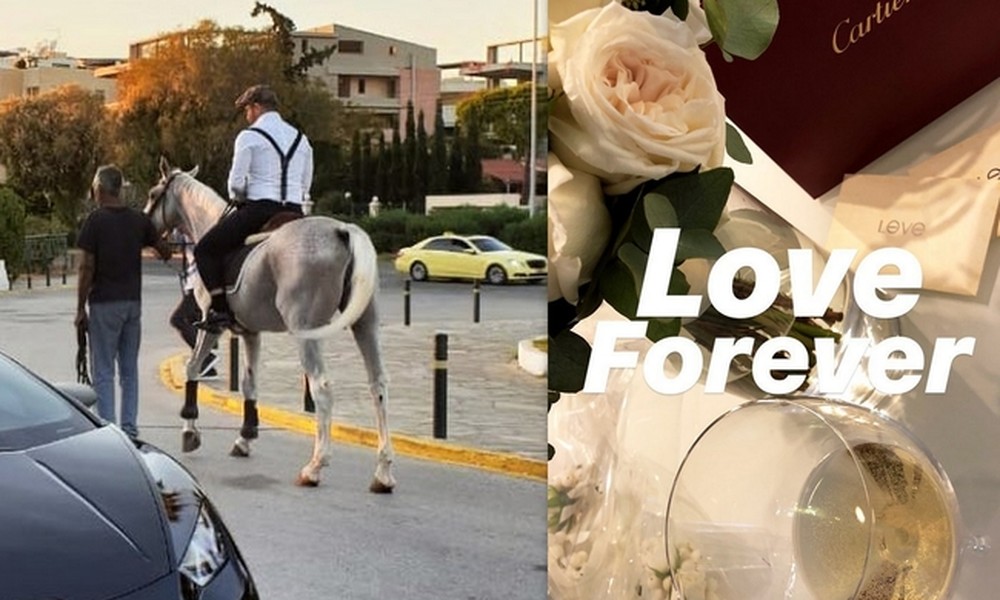 Λαμπερός γάμος στη Βούλα - Το εντυπωσιακό νυφικό και η άφιξη του γαμπρού με άλογο (photo)