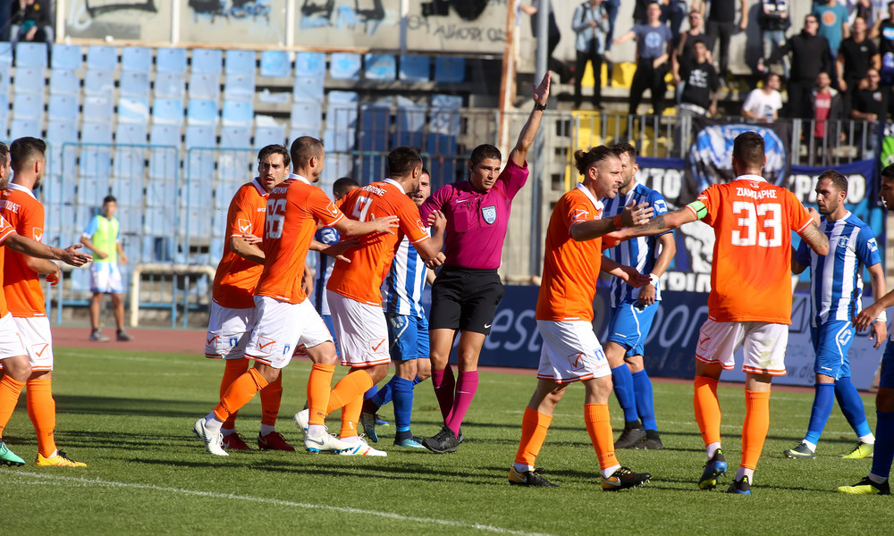 Football League: Τα φώτα στην Κέρκυρα