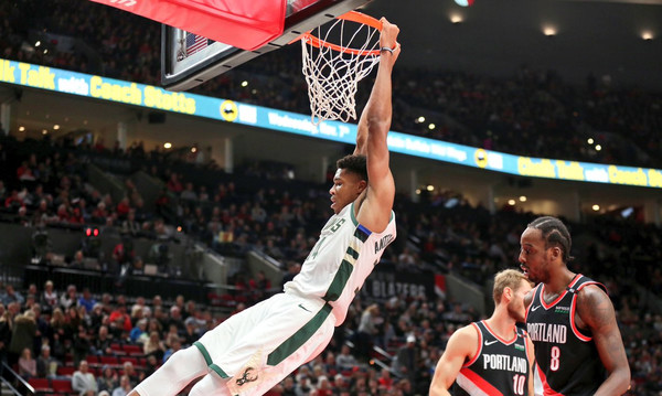 NBA: Δεν έφτανε ο Giannis στους Μπακς (video)