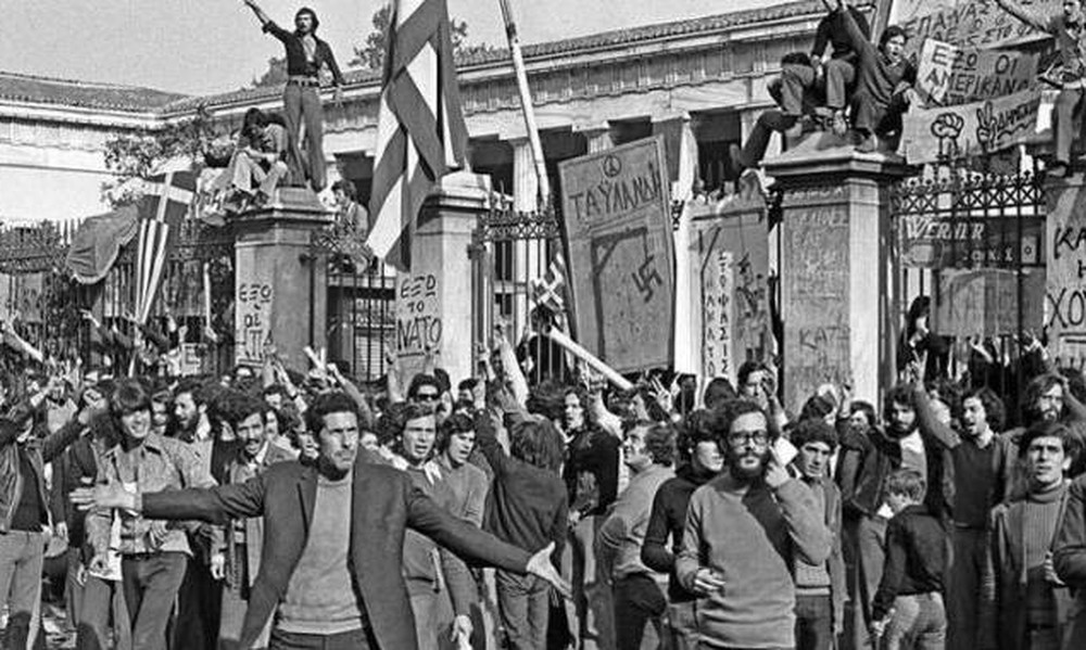 Επέτειος της εξέγερσης του Πολυτεχνείου - Η νίκη στη μάχη με τον φασισμό (pics+vid)