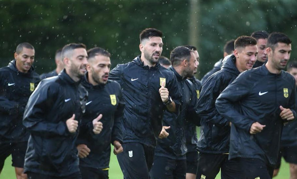 Άρης: Κομπλέ στην Κρήτη