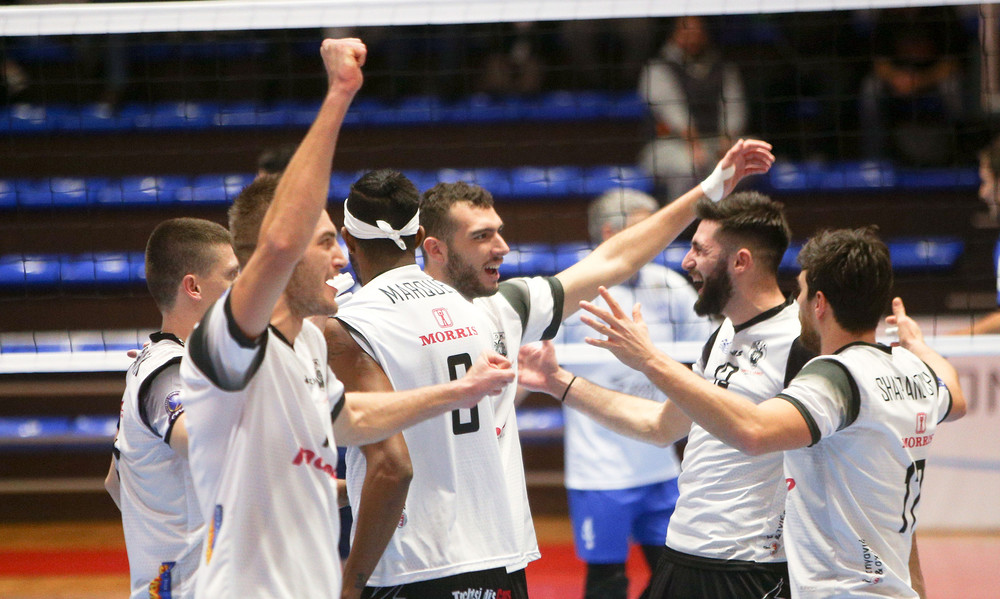 Volleyleague: Συνέχισαν με νίκες Ολυμπιακός και ΠΑΟΚ