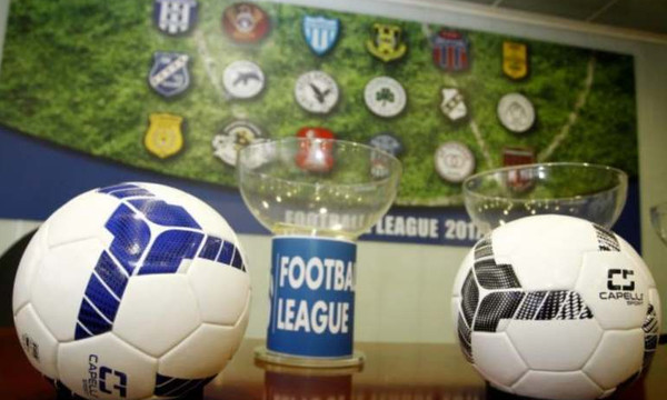 Football League: Εκτός έδρας δοκιμασίες για τους πρωτοπόρους