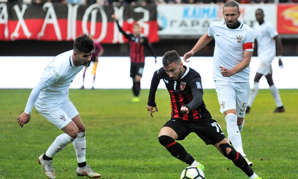 Football League: Το ενδιαφέρον σε Καλαμαριά, Χανιά