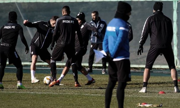 ΠΑΟΚ: Με απουσίες στα Σπάτα, χειρουργήθηκε ο Βέρνμπλουμ 